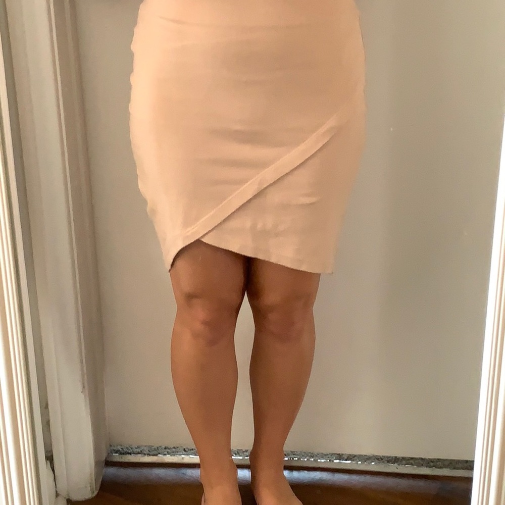 Forever 21 light pink asymmetrical skirt